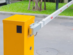 Knowledge of unattended truck scale system