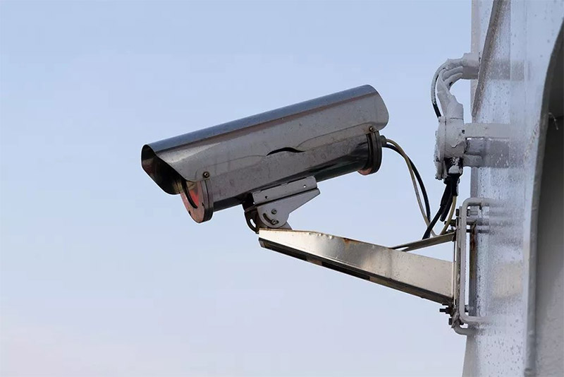 On the maintenance skills of intelligent surveillance camera