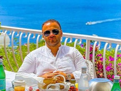 The Romanian guy broke into the United States with $500, opened an online shop and sold Chinese mobile phone cases to earn 260 million